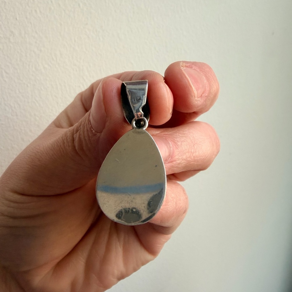 Sterling Silver 925 Larimar Teardrop Pendant in Soothing Blue - Picture 2 of 2